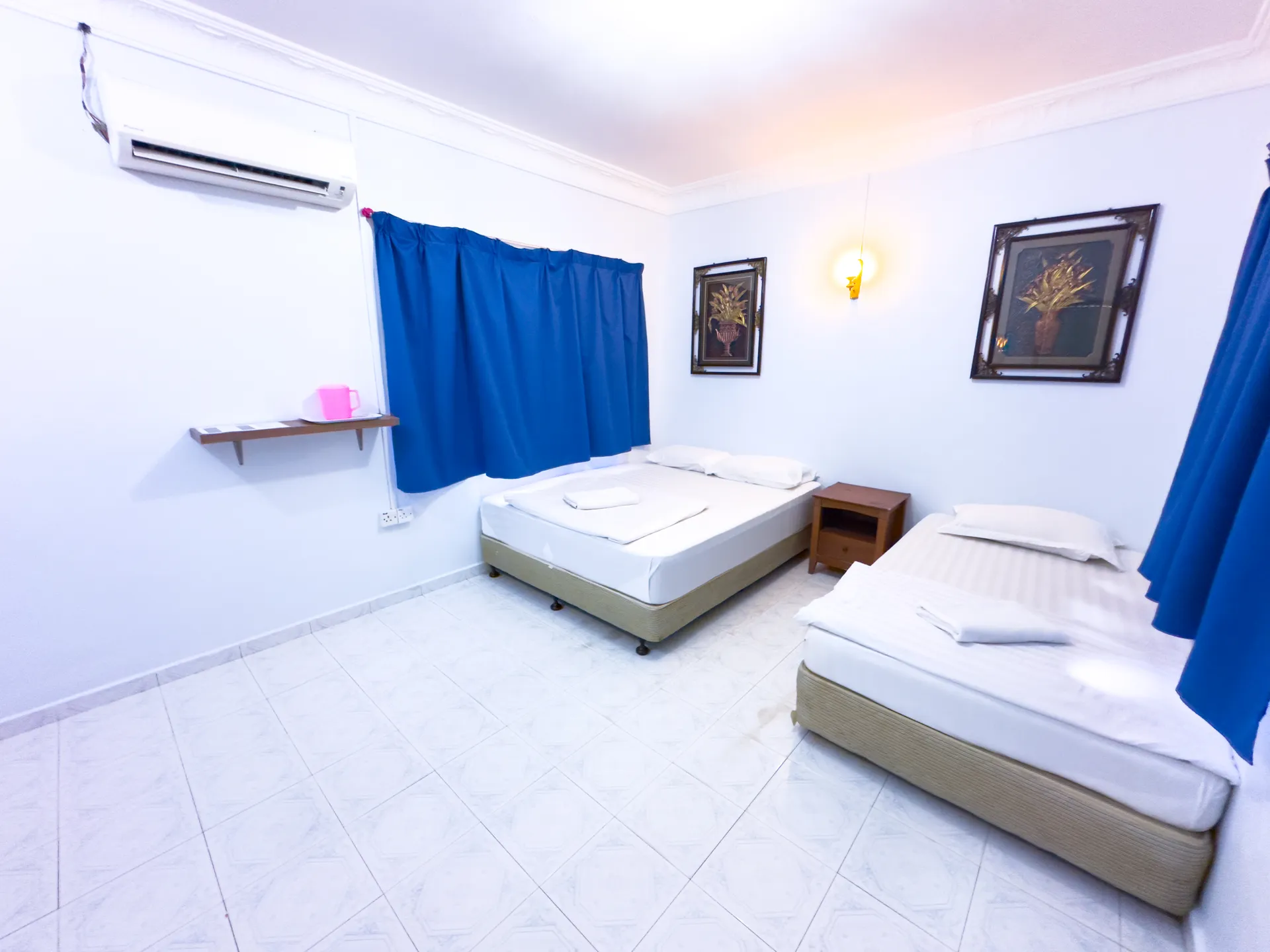 Bilik Deluxe - pandangan sisi