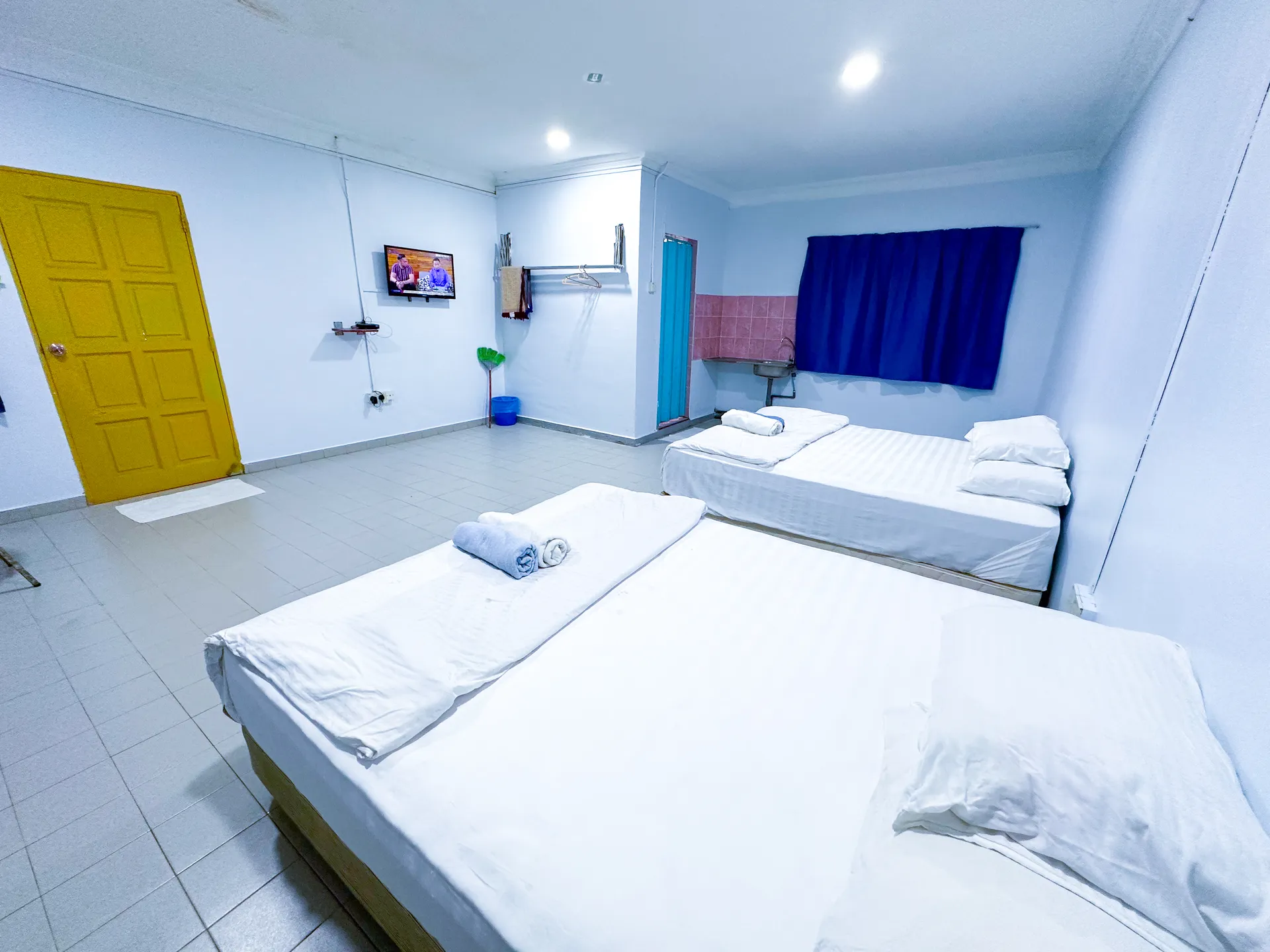 Bilik Suite - meja makan